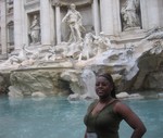 Candice at Trevi Fountain